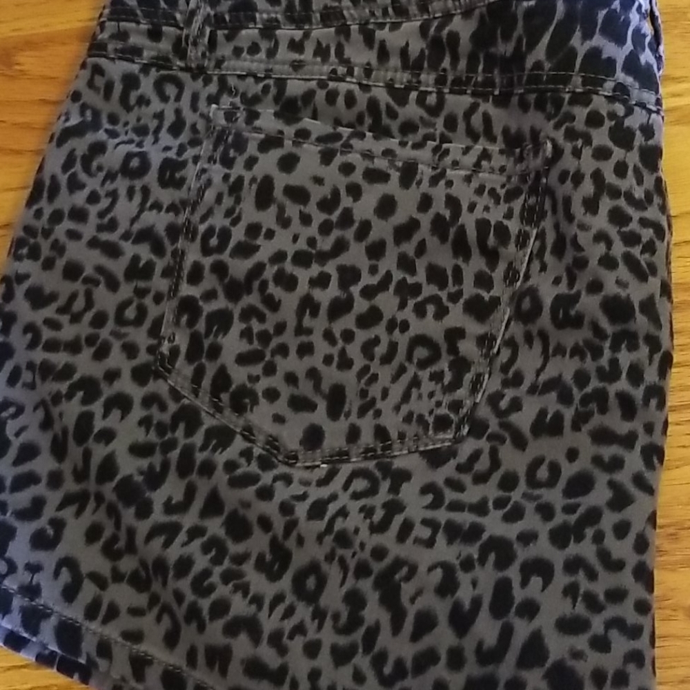 Torrid shorties - Picture 5 of 5